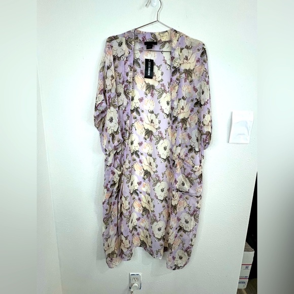 Steve Madden Floral Kimono OSFM Open-Front Lightweight Cover-Up - Picture 2 of 16